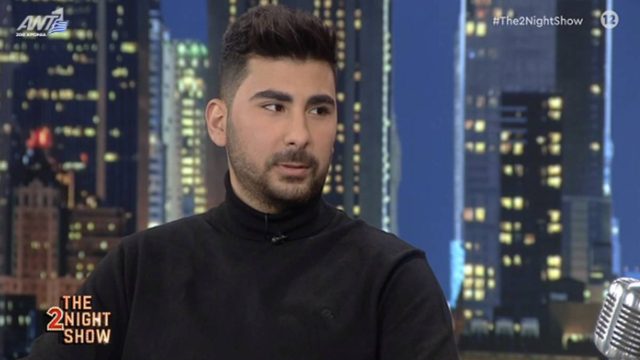 Κωνσταντίνος Παντελίδης: “Ο Παντελής με έπαιρνε από 5 χρονών στα live και κοιμόμουν στα τραπέζια”