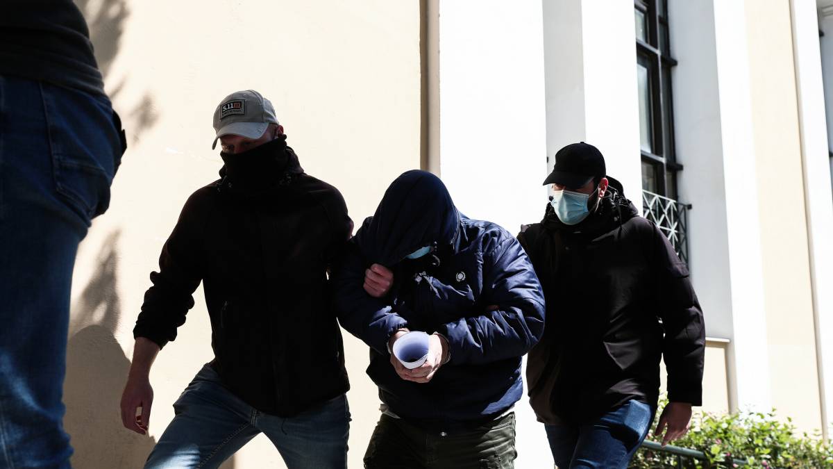 Ληστεία στο Ψυχικό: Συνεχίζονται οι έρευνες – Άλλοι τέσσερις ύποπτοι στο στόχαστρο της Αστυνομίας