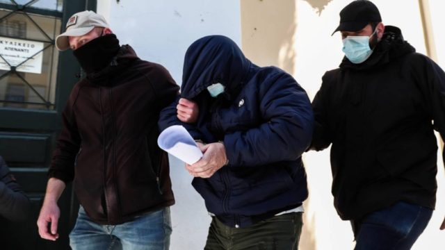 Ληστεία στο Ψυχικό: Απάντησε ο 58χρονος – «Σενάρια για σειρά της ΕΡΤ είχα στη θυρίδα»