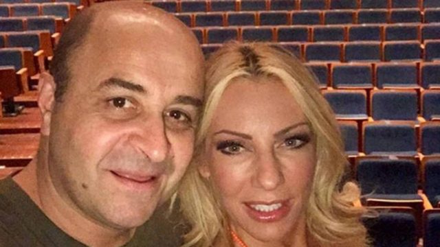 Δύσκολες ώρες για τον Μάρκο Σεφερλή – Στο πλευρό του η Έλενα Τσαβαλιά