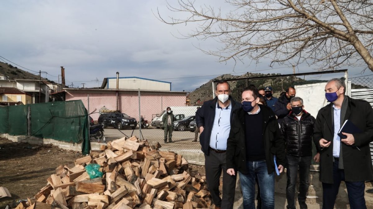 Σεισμός στην Ελασσόνα – Πέτσας: «300.000 ευρώ σε κάθε σεισμόπληκτο δήμο τη Δευτέρα»