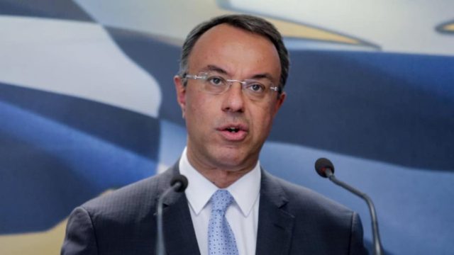 Χρήστος Σταϊκούρας: Έρχεται νέο “μαμούθ” πακέτο στήριξης – Τι περιλαμβάνει και για ποιους προσδιορίζεται