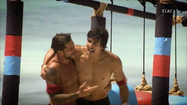 Survivor 4: Κόκκινη «φωτιά»… έλιωσε τους «Μπλε» – Άνετη νίκη και δεύτερη ασυλία