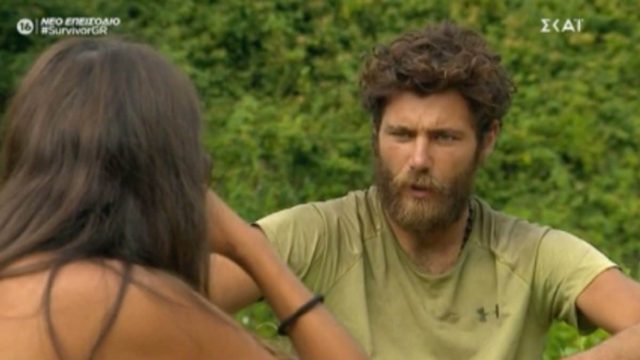 Survivor 4: «Πλακώθηκαν» μετά το συμβούλιο Σάκης και Μπάρτζης – «Θα γυρίσεις στο χωριό σου και θα γελάνε όλοι»