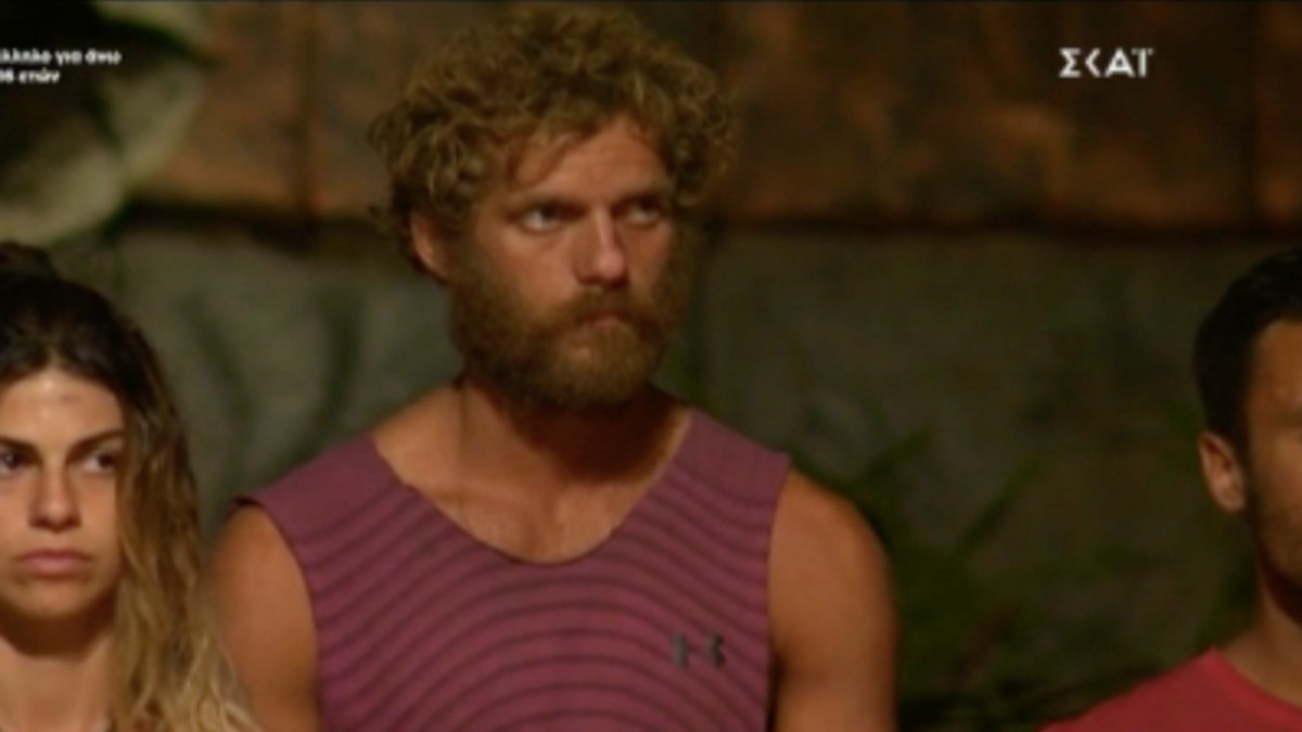 Survivor 4: «Διαλύθηκε» η παρέα… των εξορισμένων – Αποχώρησε ο Κρις Σταμούλης
