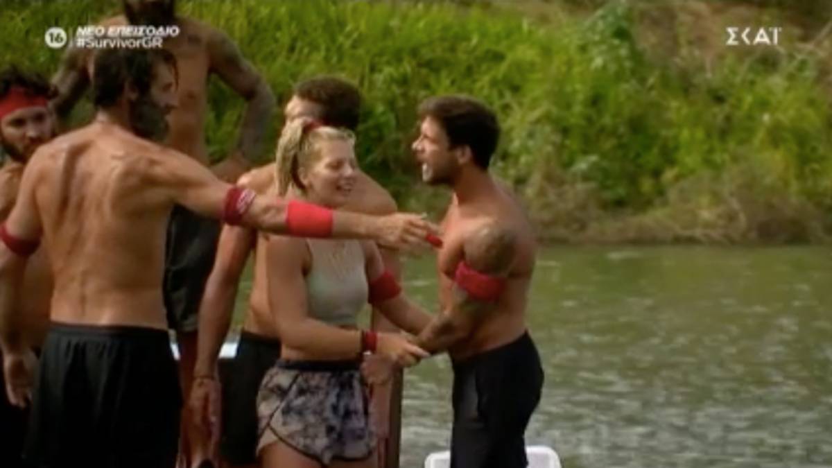 Survivor 4: Απαράδεκτοι οι «Μπλε» – Ειρωνεύτηκαν τον Κοψιδά που «κατέρρεε» και ήθελαν να τον διαλέξουν για αντίπαλο