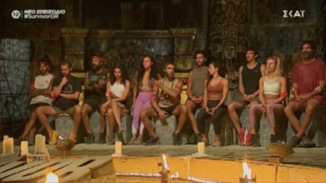 Survivor 4: Απίστευτο σκηνικό – Ο «Κόρο» μούντζωσε τον Τριαντάφυλλο!
