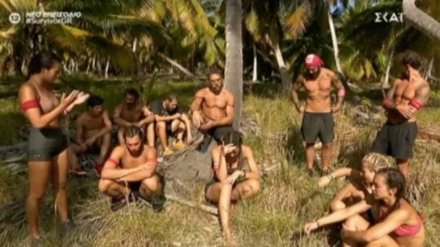 Survivor 4: Ολομέτωπη επίθεση των «Κόκκινων» στη Μαριάνθη – Βγήκε… στη σέντρα μετά την ήττα