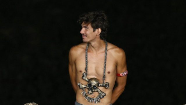 Survivor 4: Τα πάνω κάτω στην κόκκινη ομάδα – Νικητής στην ατομική ασυλία ο Παύλος Γαλακτερός