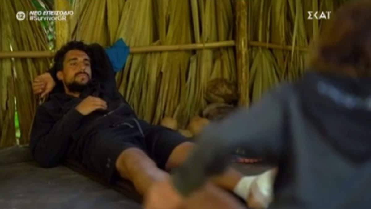 Survivor 4: Ήρθαν… κοντά οι δυο τους – Ο Σάκης έδωσε καρδούλα στη Μαριαλένα