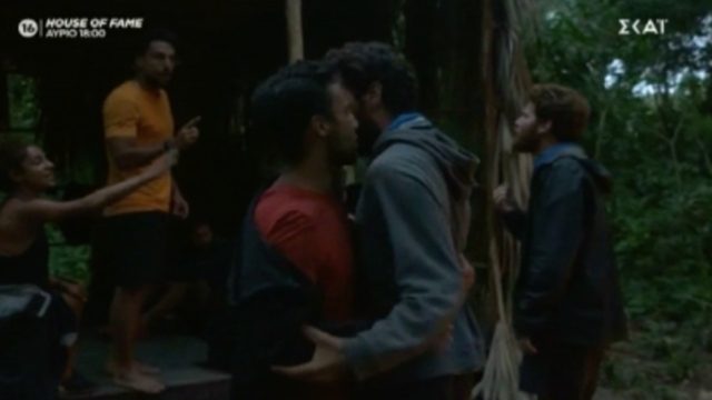 Survivor 4: Απίθανος χαμός στην «μπλε» παραλία – Ήρθαν στα χέρια Σάκης και Μπάρτζης