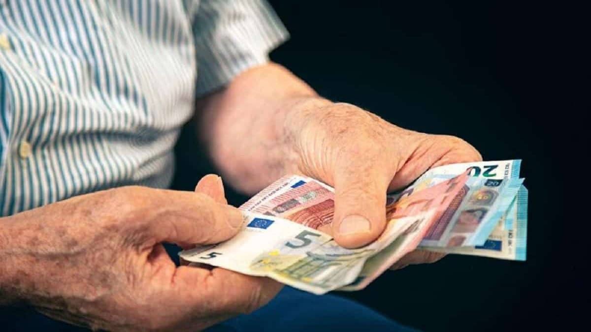Προκαταβολή συντάξεων πριν το Πάσχα – Μέχρι πότε θα παραμείνει ανοικτή η πλατφόρμα