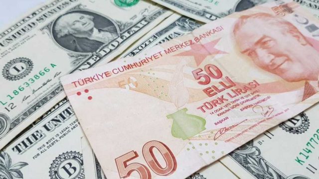 Τουρκία: Τραγικές καταστάσεις από το «κραχ» στην οικονομία – «Τρώμε κρέας κάθε 15 μέρες»