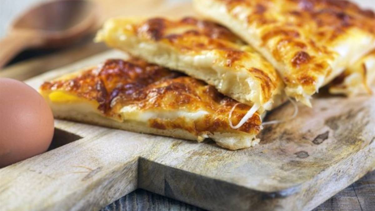 Η τέλεια τυρόπιτα στο τηγάνι… στο πι και φι