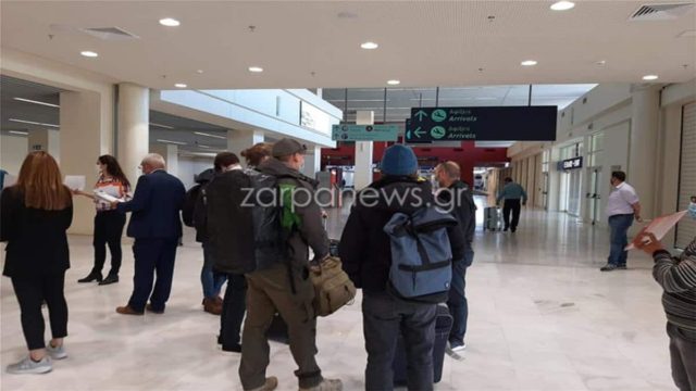 Χανιά: Έφτασαν οι πρώτοι Γερμανοί για τουρισμό (photos)