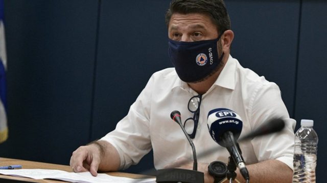 “Βόμβα” Χαρδαλιά για τον κορωνοϊό: Σε σκληρό lockdown ακόμη μία περιοχή – Ποια τα έκτακτα μέτρα που πάρθηκαν