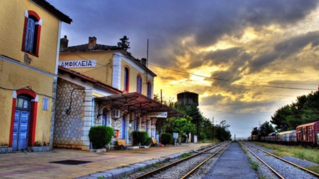 4+1 μοναδικά χωριά μόλις 2 ώρες από την Αθήνα