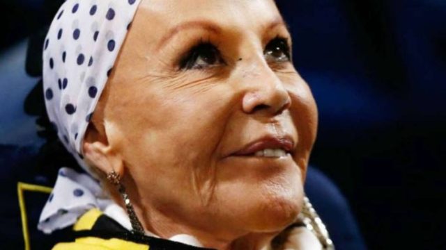 Ζωή Λάσκαρη: Έτσι πήρε την “εκδίκησή” της από όλους!