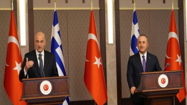 Όλο το παρασκήνιο της on camera ρήξης Δένδια – Τσαβούσογλου (Video)