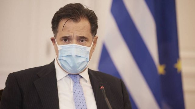 Άδωνις Γεωργιάδης: Υποβλήθηκε σε εγχείρηση δισκοκήλης