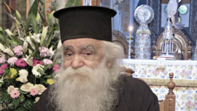Ανανίας Κουστένης: Διασωληνωμένος με κορωνοϊό στο «Αττικόν» (Video)