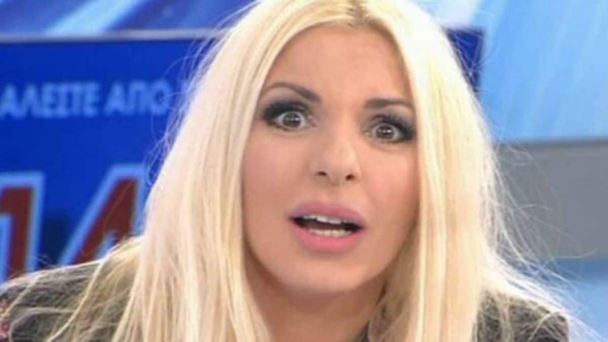 Πάγωσε η Αννίτα Πάνια – “Εσύ φαίνεσαι…”
