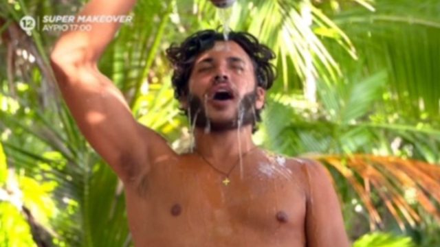 Survivor: “Go Go Παππάς” – Ο Ασημακόπουλος λούστηκε με “σαμπάνια” για την αποχώρηση Παππά!
