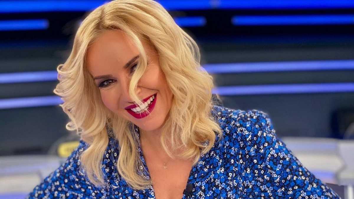 Αποκαλύψεις «βόμβα» από τη Μαρία Μπεκατώρου: «Μετά από τόσα χρόνια στην τηλεόραση…»