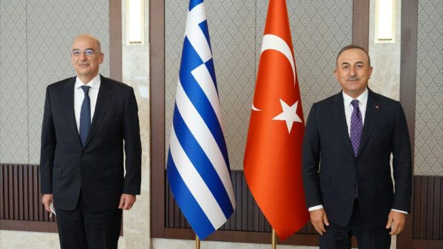 Ξένος Τύπος για συνάντηση Δένδια – Τσαβούσογλου: «Καιρό είχαμε να δούμε τέτοια σύγκρουση!»