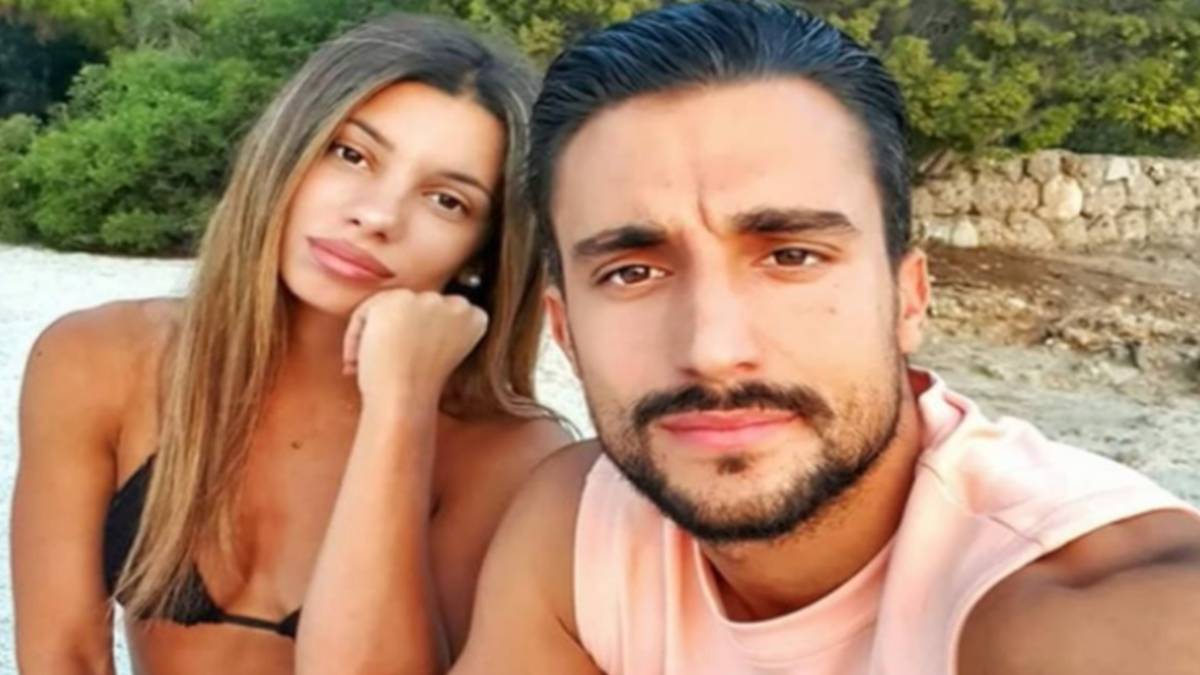 Survivor spoiler: Νέο προκλητικό πλάνο Σάκη με Μαριαλένα – Η κοπέλα δεν κρατιέται