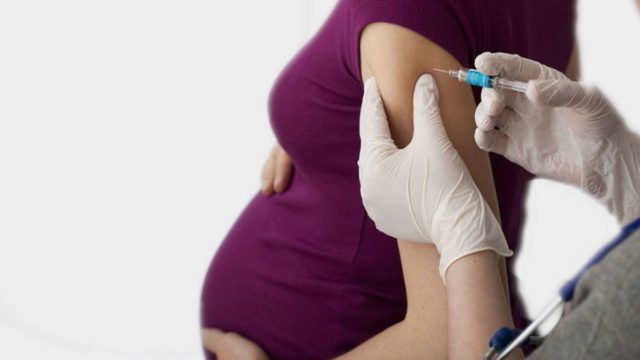 Ασφαλές το εμβόλιο για εγκύους και θηλάζουσες – Τι ισχύει για AstraZeneca, Moderna και Pfizer!
