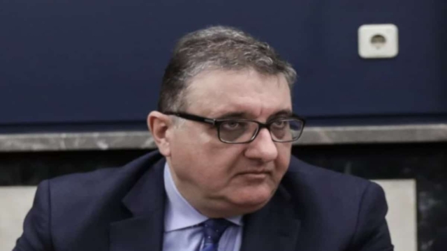 Εξαδάκτυλος: “Την Μεγάλη Δευτέρα θα δούμε τις επιπτώσεις της πανδημίας από τα ανοιχτά Λύκεια”