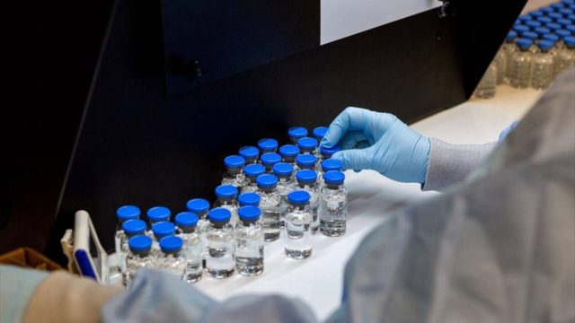 Σωζόμαστε οριστικά: Το φάρμακο που ετοιμάζεται να «σκοτώσει» τον κορωνοϊό