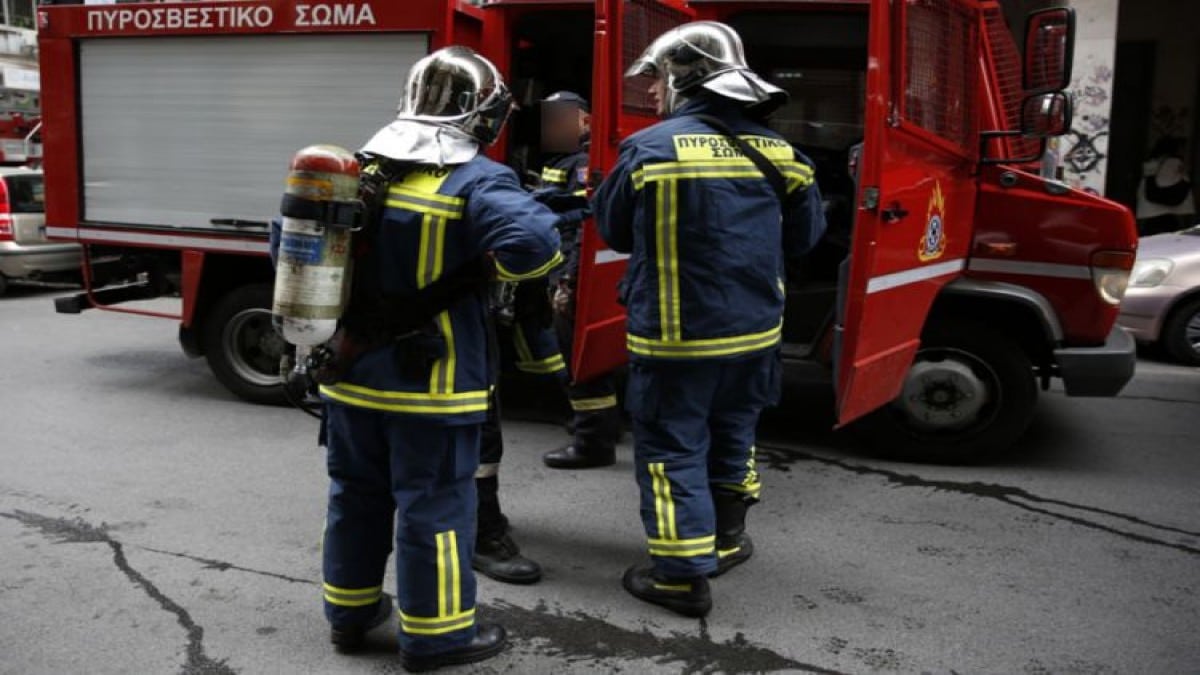 Τραγωδία στον Βύρωνα: Νεκρή γυναίκα μετά από φωτιά στο σπίτι της