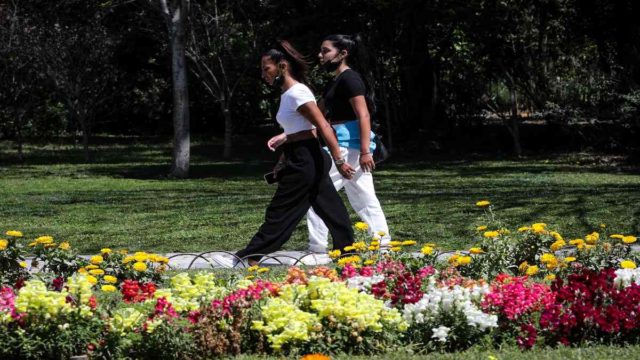 Πάσχα: Με 30άρια ο καιρός την Μεγάλη Εβδομάδα