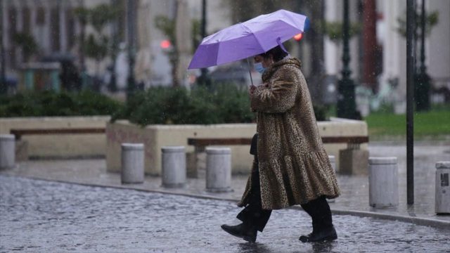 Καιρός σήμερα: Με… καταιγίδες ξεκινά ο Απρίλιος – Πού θα είναι έντονα τα φαινόμενα;