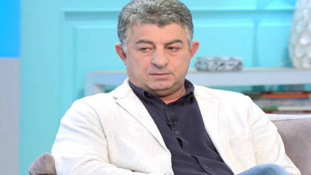 Γιώργος Καραϊβάζ: Συγκλόνισε ο επικήδειος του γιου του – «Ο πατέρας μου θα συγχωρούσε και τους δολοφόνους του» (Video)