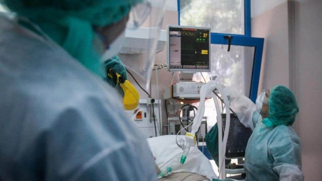 Κορωνοϊός: Που εντοπίζονται τα νέα κρούσματα – Στο “κόκκινο” ξανά η Αττική