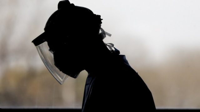 Κορωνοϊός: Νέα εποχή μετά το εμβόλιο – Χωρίς μάσκες και αποστάσεις όσοι το κάνουν