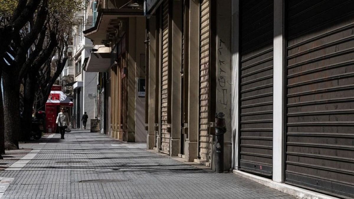 Λιανεμπόριο: «Παράθυρο» Πέτσα για click away σε Θεσσαλονίκη, Αχαΐα & Κοζάνη – Δύο σενάρια εξετάζει η κυβέρνηση (Video)