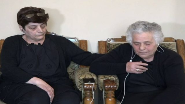 Η μητέρα του Γιώργου Καραϊβάζ ραγίζει καρδιές: «Τους εκτελεστές θα τους συγχωρούσε και το παιδί μου»