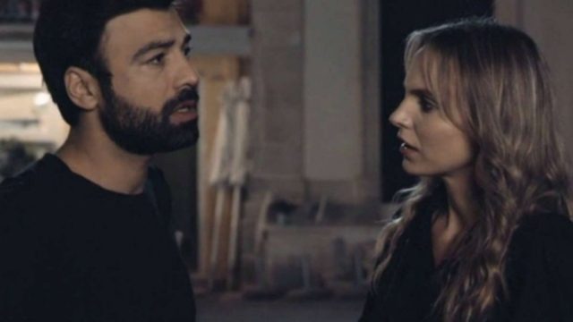 8 Λέξεις: Κρίση στον γάμο του Οδυσσέα και της Έρσης