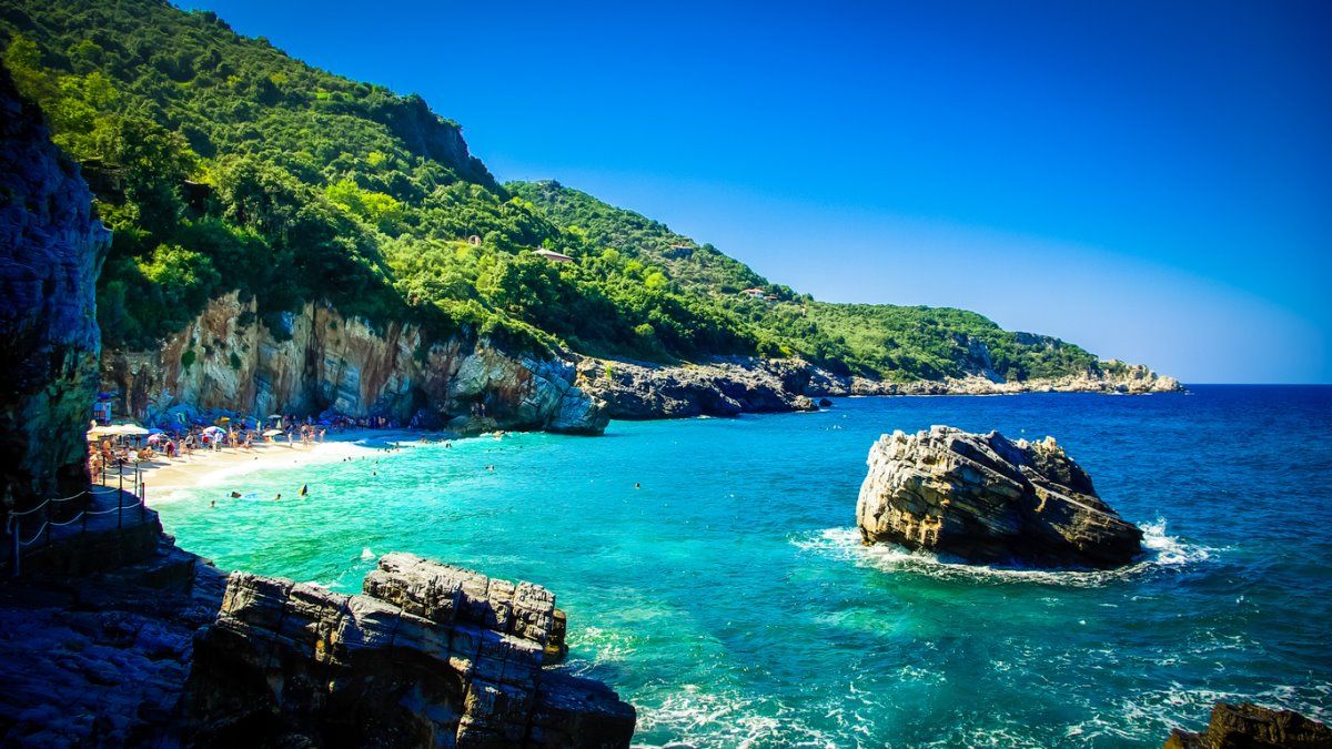 9+1 μαγευτικές παραλίες στην ηπειρωτική Ελλάδα!