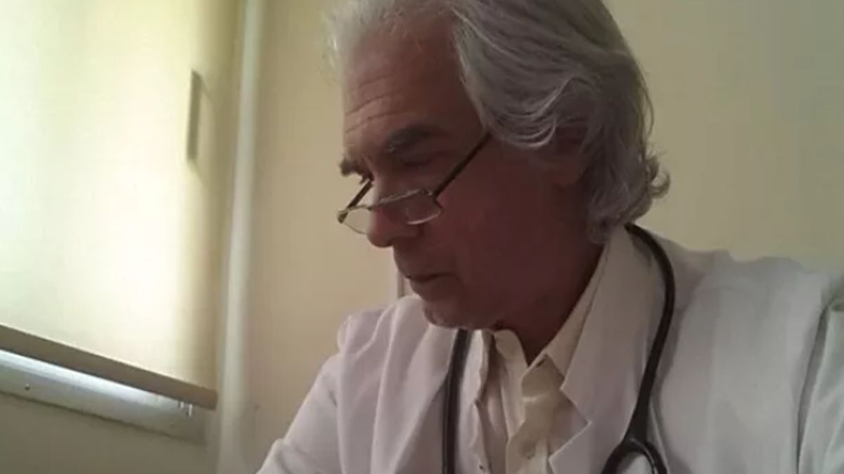 Πανελλήνια θλίψη: Πέθανε ο Μιχάλης Κόμης από κορωνοϊό
