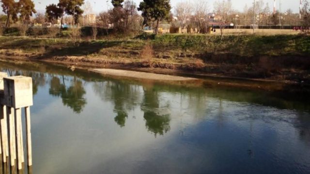 Τραγωδία στη Λάρισα: Βρέθηκε πτώμα στις όχθες του Πηνειού
