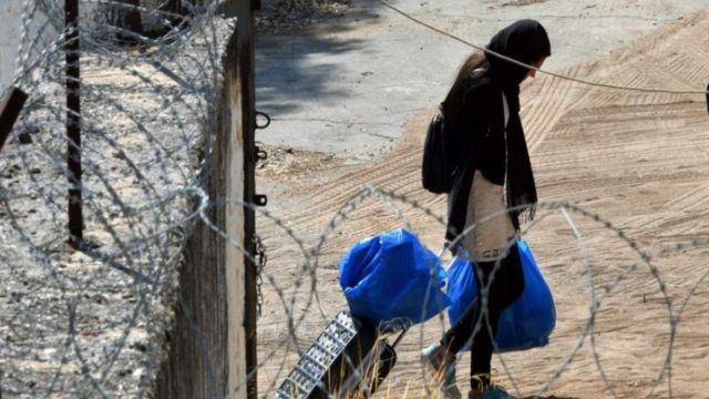 Γερμανία: Αναλαμβάνει τα έξοδα για τη διαμονή των προσφύγων στην Ελλάδα