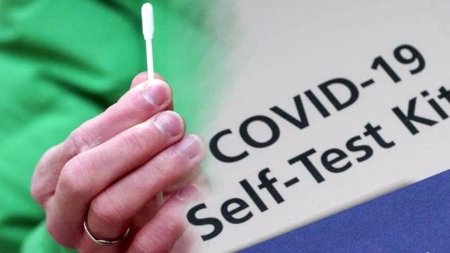 Self-tests: Για ποιους είναι υποχρεωτικά από Δευτέρα (19/4) – Τι θα ισχύσει στον ιδιωτικό τομέα (Video)