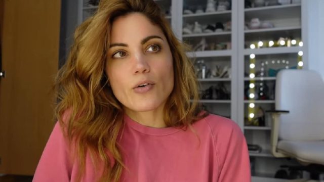 Μαίρη Συνατσάκη: Απαντά στις φήμες πως είναι σε σχέση με τον Ίαν Στρατή – «Υπάρχει ένα…» (Video)