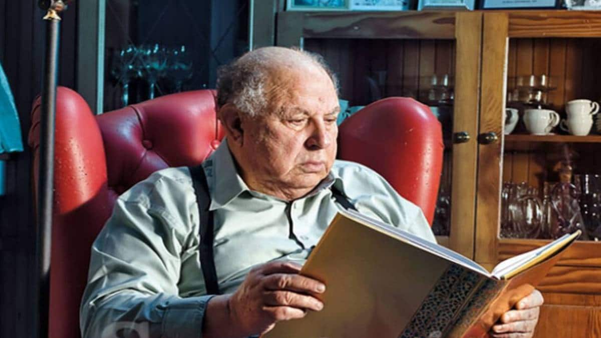 Πέθανε ο Γιάννης Σπανός
