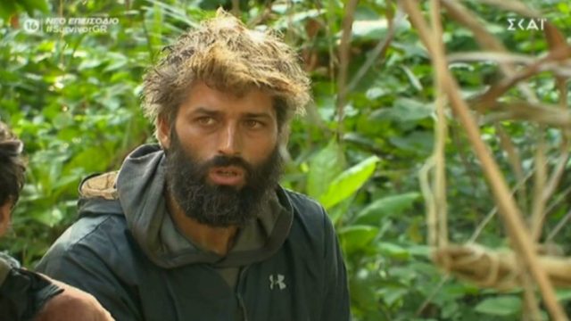 Survivor 4: Απίστευτη ατάκα Αλέξη σε Παύλο – «Αν σου δώσω μια μπανάνα θα είσαι εντάξει;»